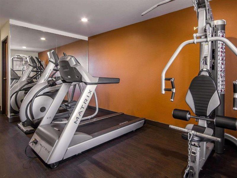 Comfort Inn Фон Дю Лак Екстериор снимка