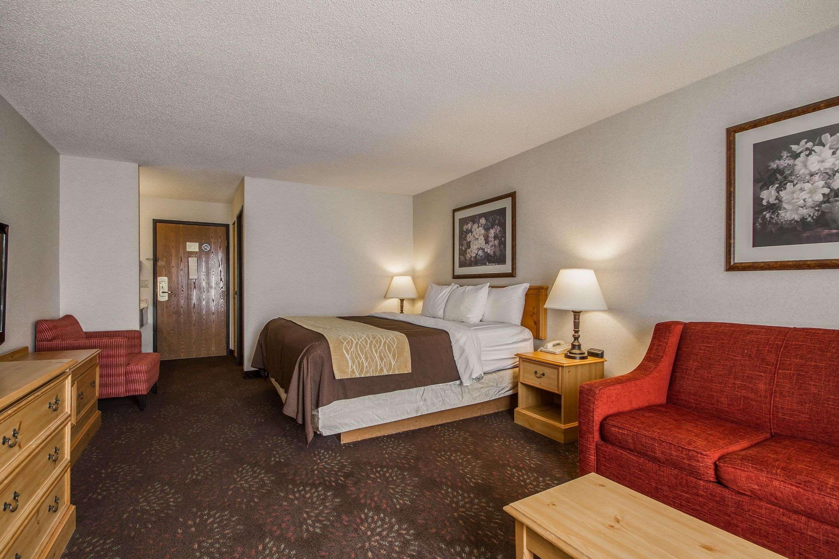 Comfort Inn Фон Дю Лак Екстериор снимка